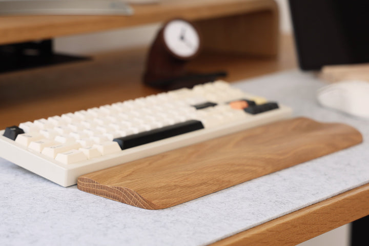 Dumaroo Wavelet Wristrest [White Oak]